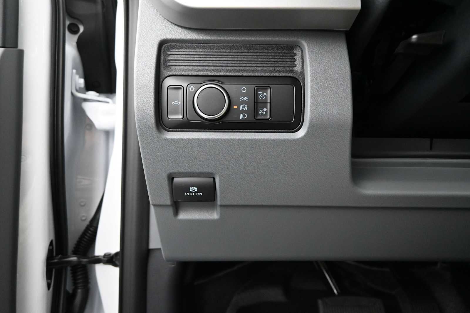 2027 Ford Super Duty F-250 SRW Base