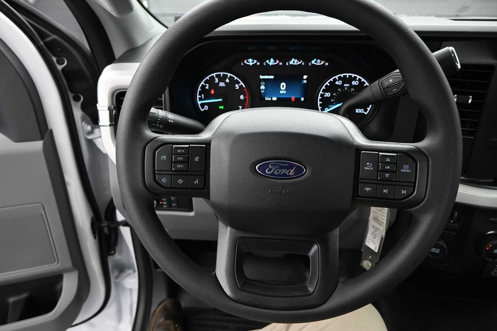 2027 Ford Super Duty F-250 SRW Base