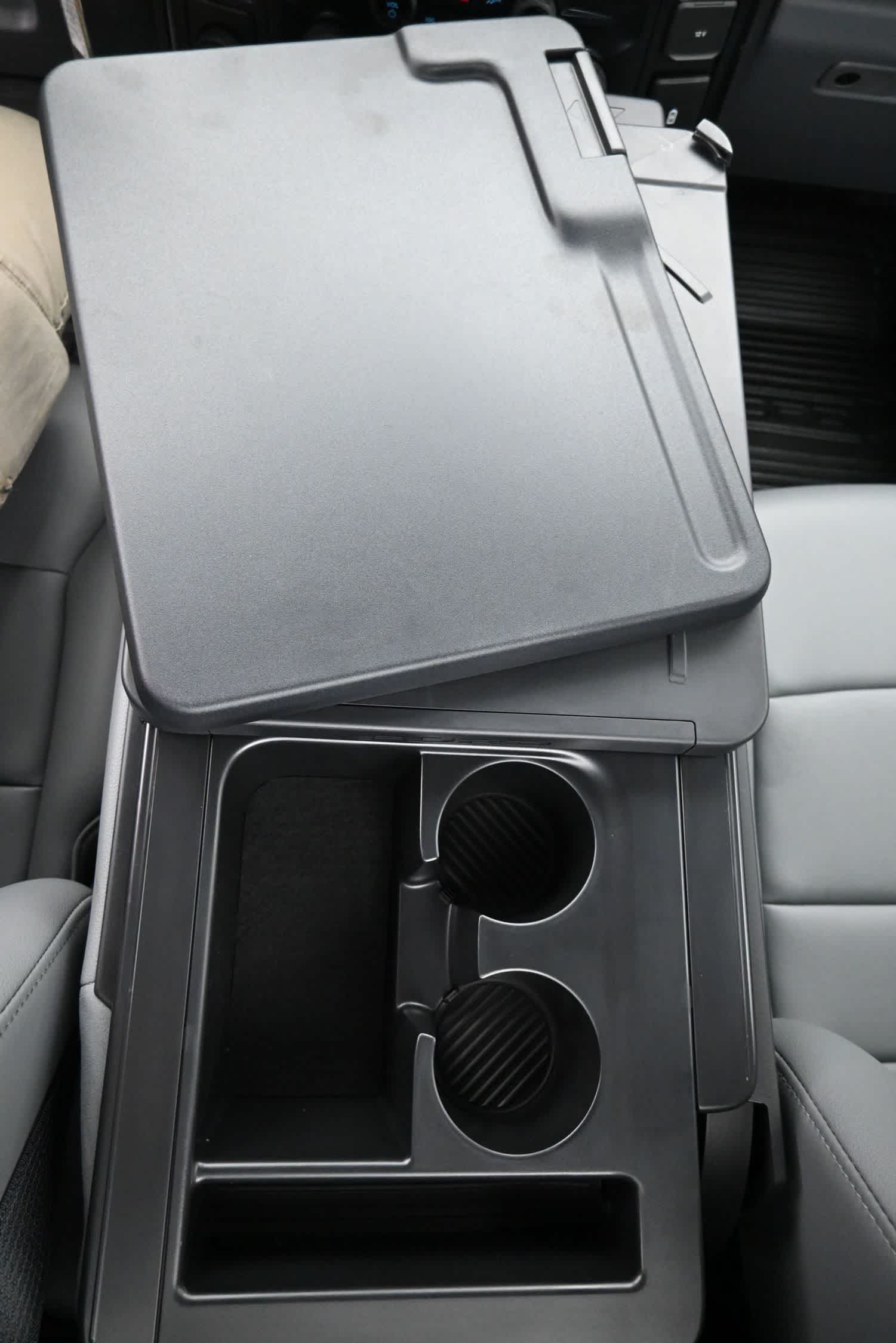 2027 Ford Super Duty F-250 SRW Base