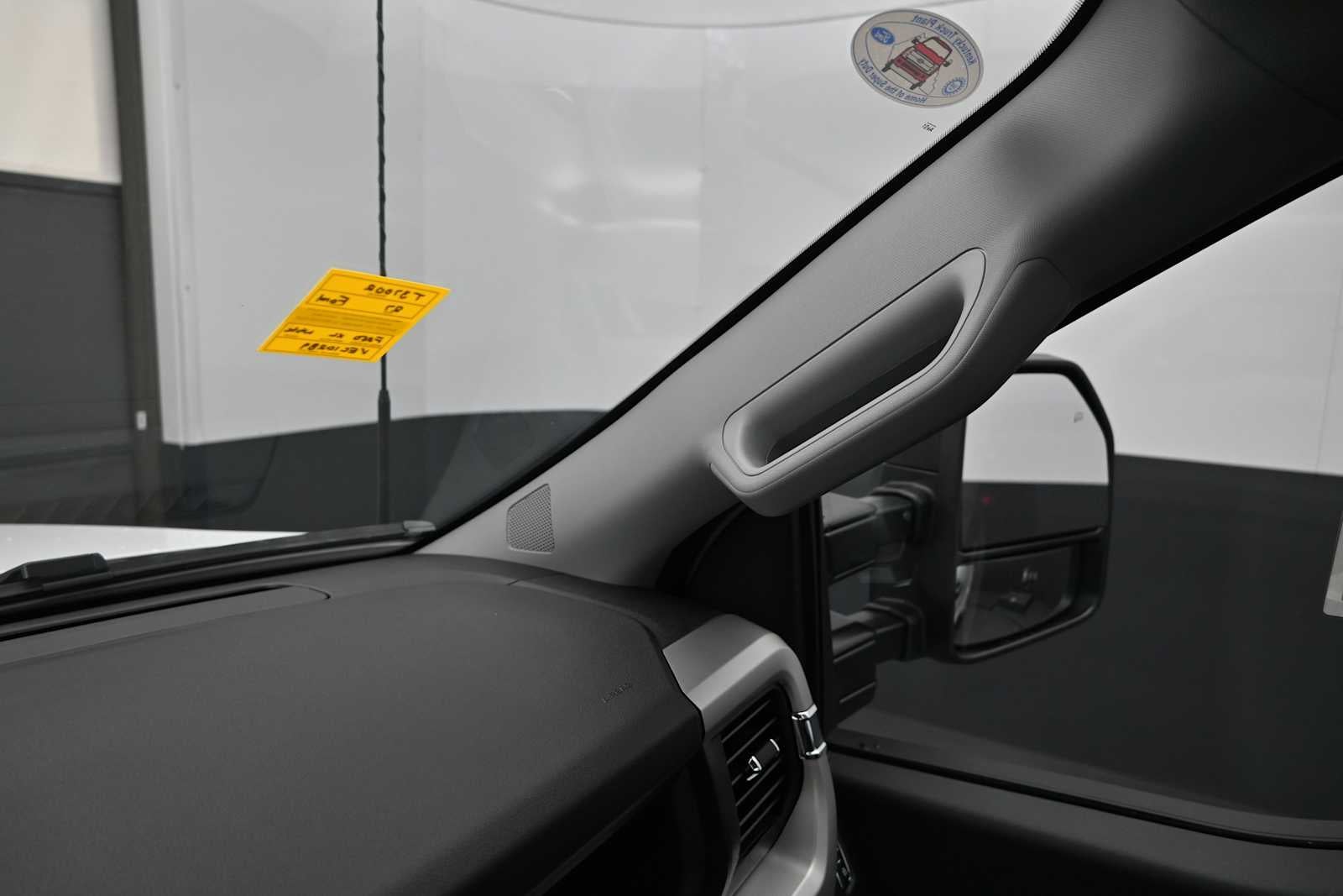 2027 Ford Super Duty F-250 SRW Base