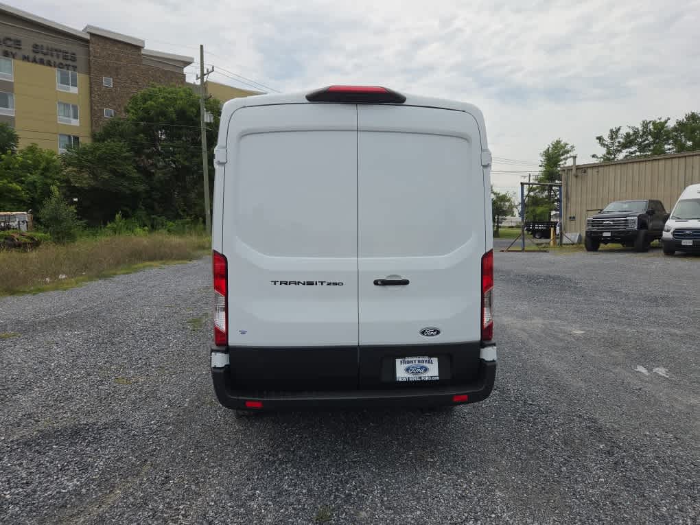 2026 Ford Transit Cargo Van Base
