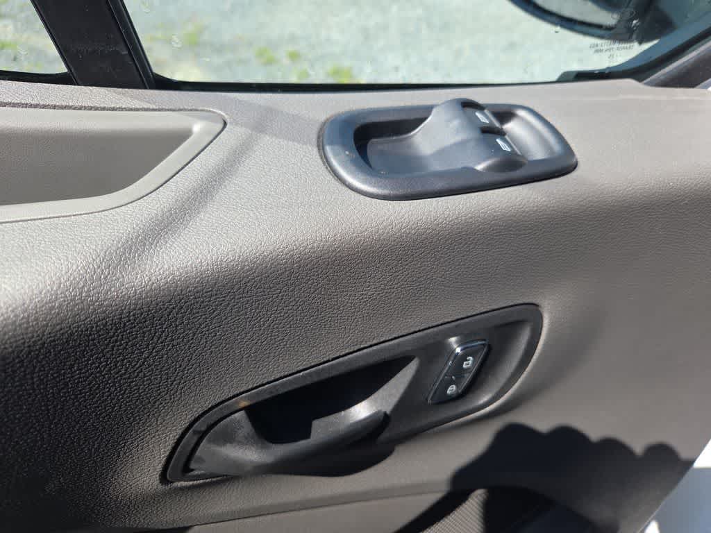 2025 Ford Transit Base