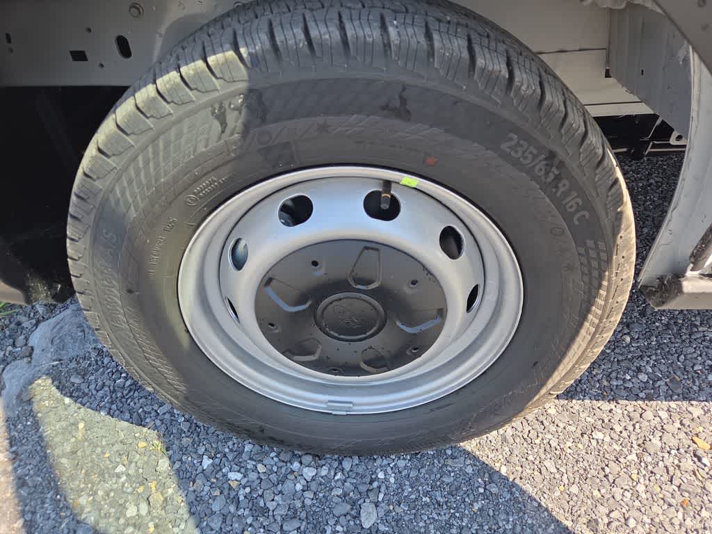 2025 Ford Transit Base