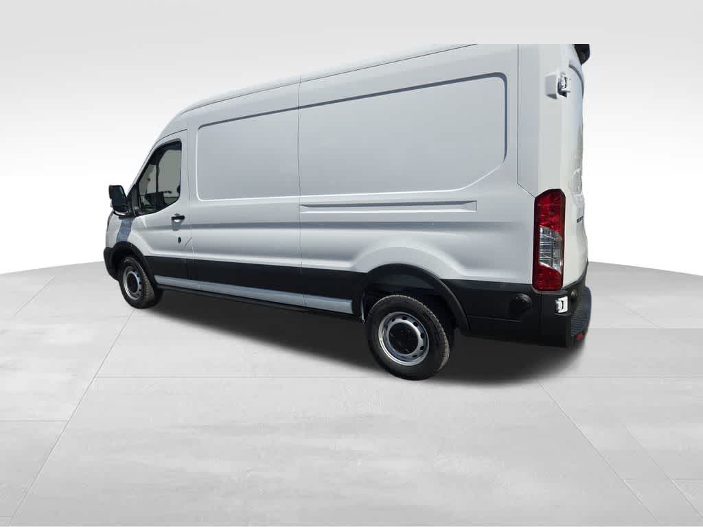 2025 Ford Transit Base