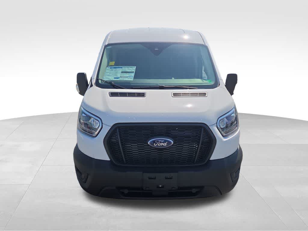 2025 Ford Transit Base