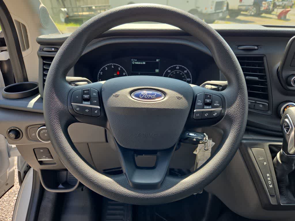 2025 Ford Transit Base