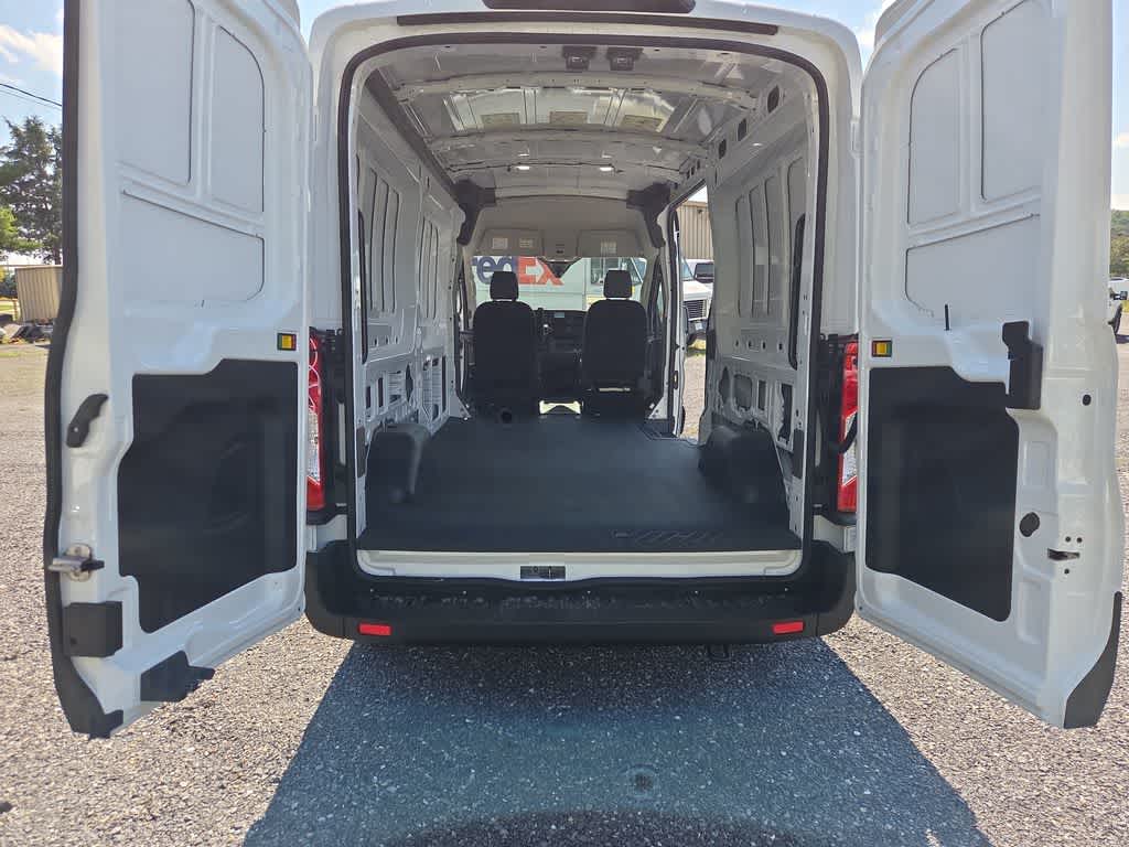 2025 Ford Transit Base