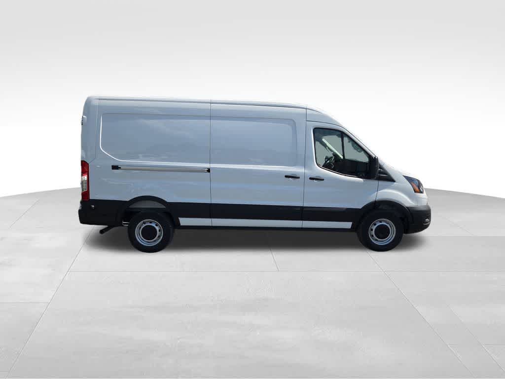 2025 Ford Transit Base