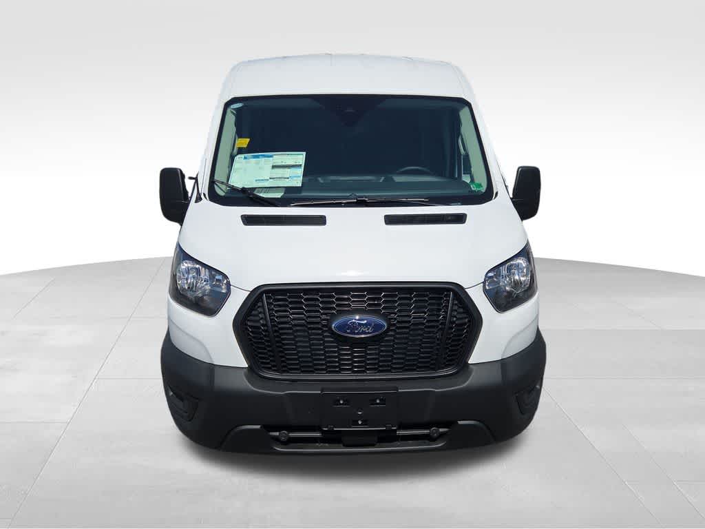 2025 Ford Transit Base