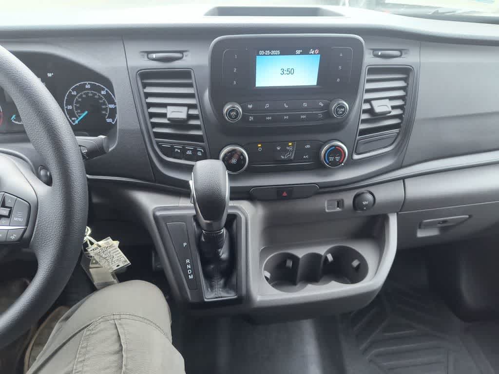 2025 Ford Transit Base