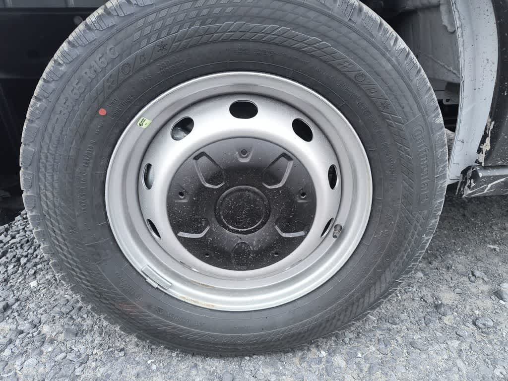 2025 Ford Transit Base