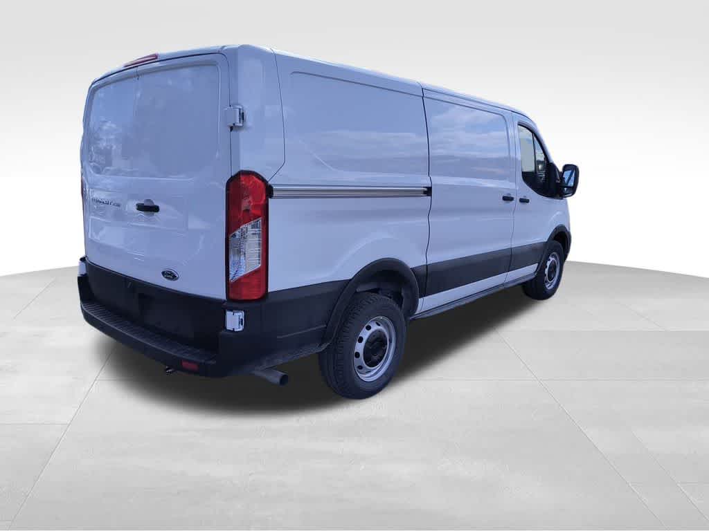 2025 Ford Transit Base