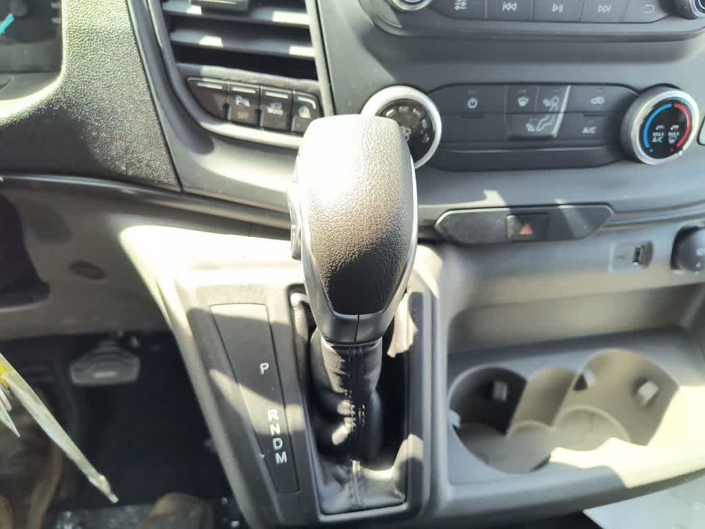 2025 Ford Transit Base