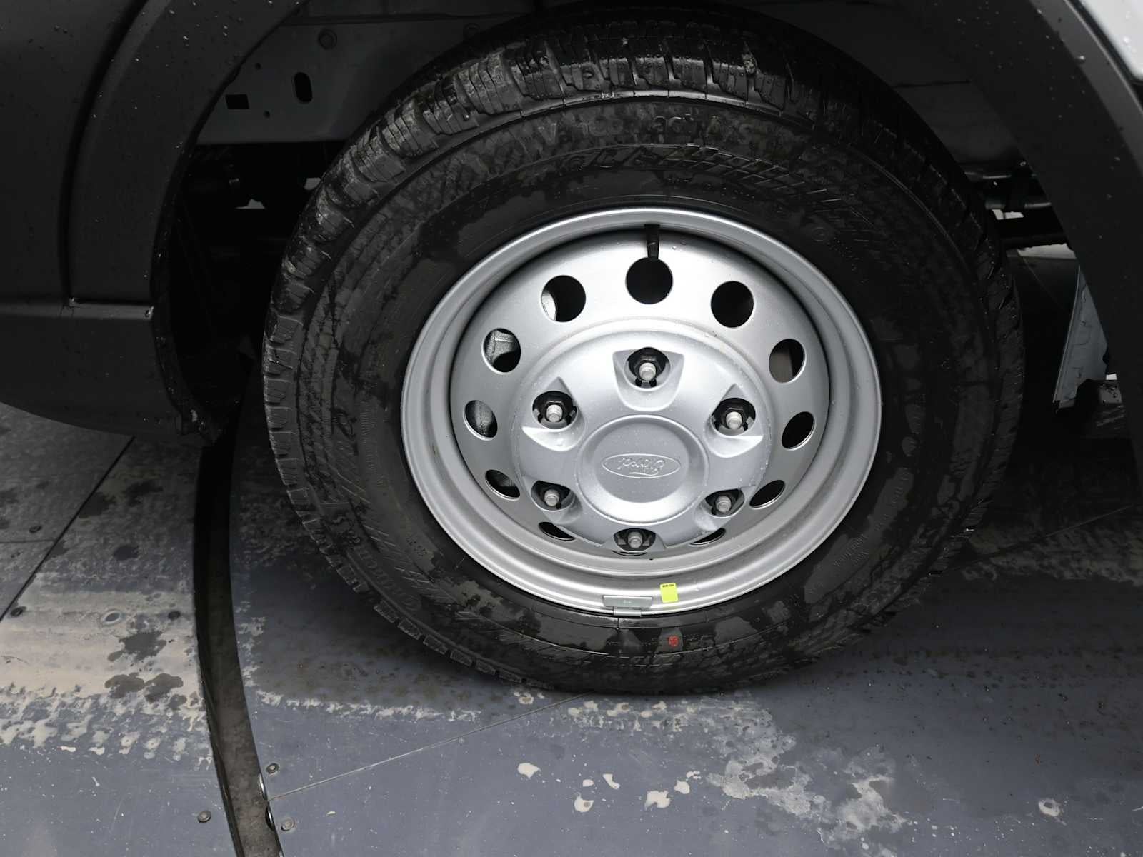 2025 Ford Transit Base