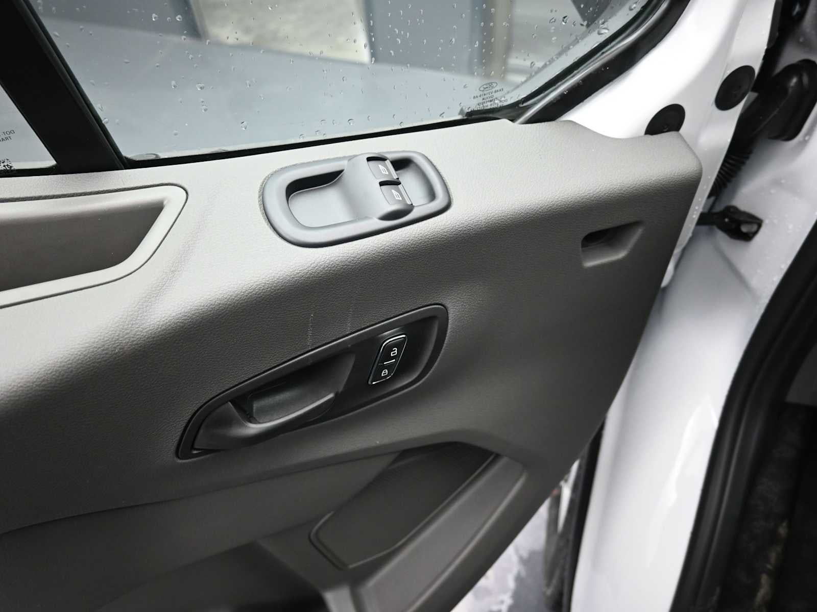 2025 Ford Transit Base