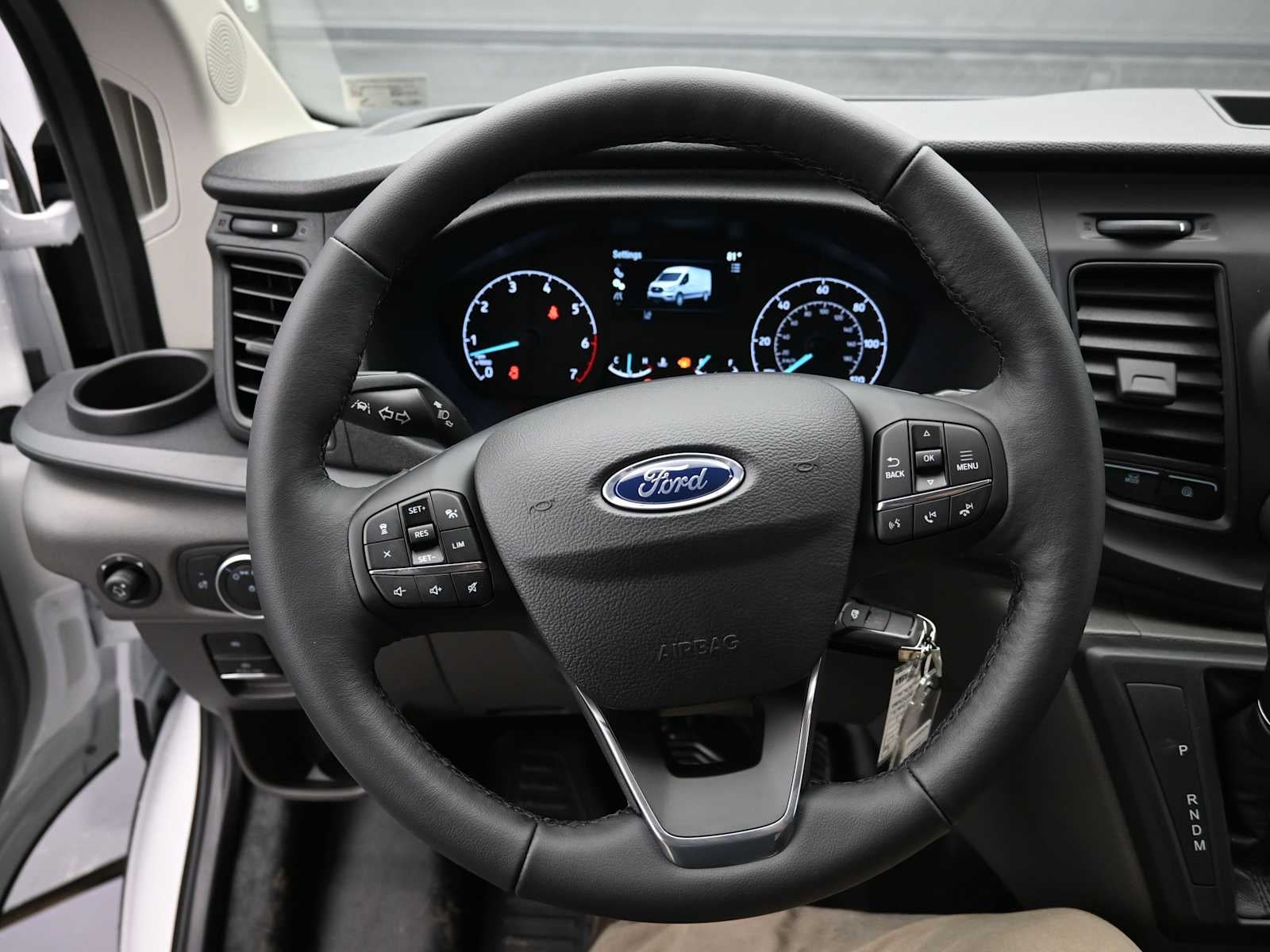 2025 Ford Transit Base