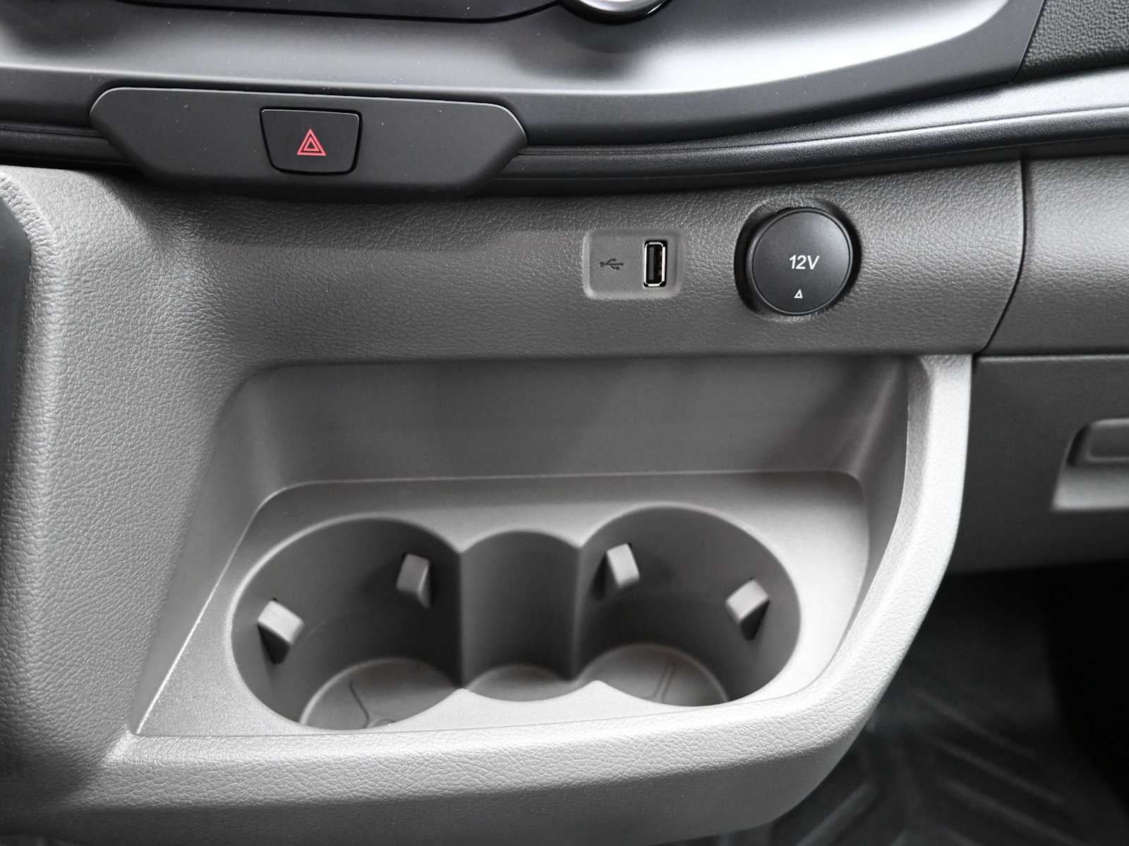 2025 Ford Transit Base