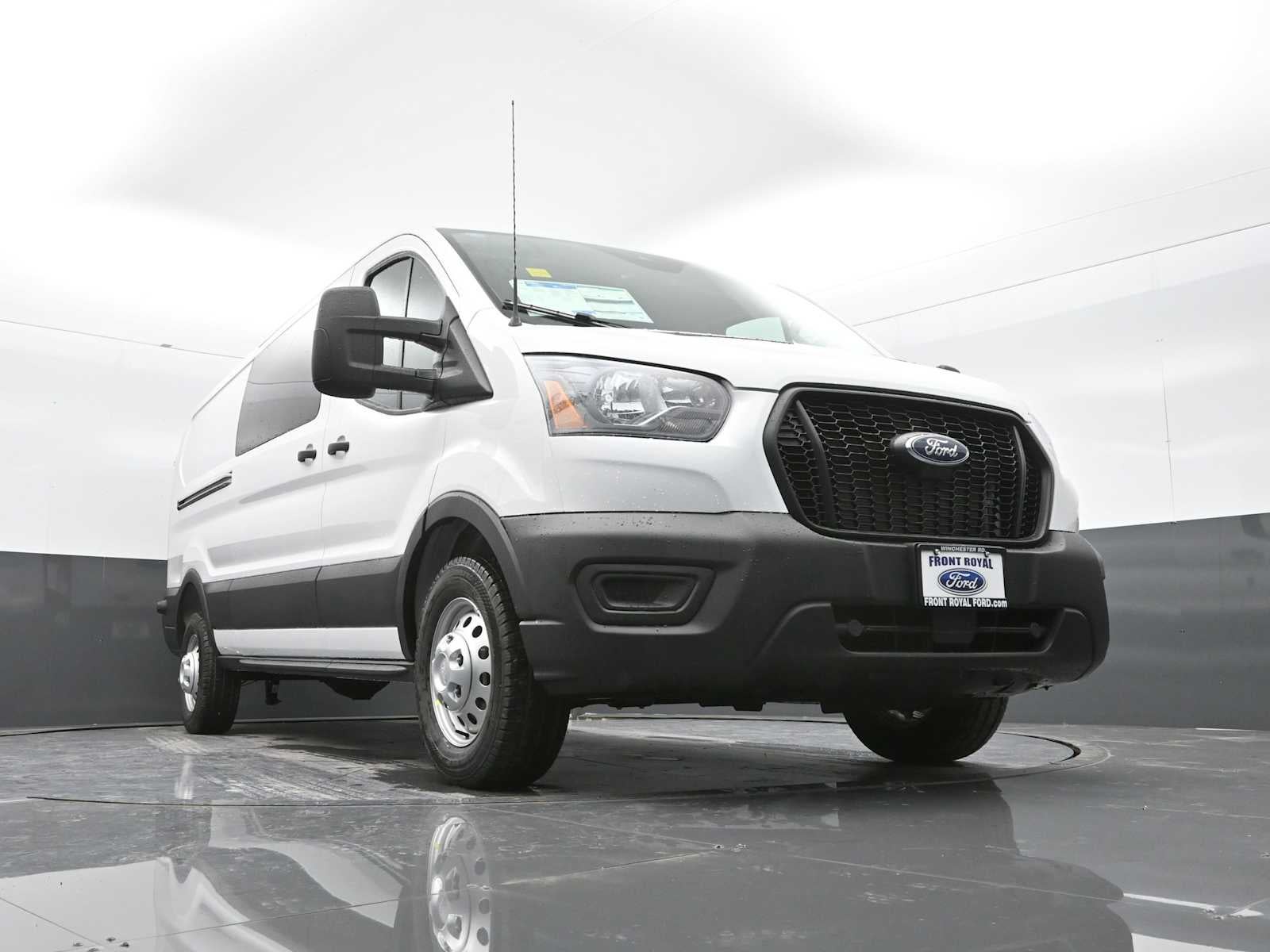 2025 Ford Transit Base