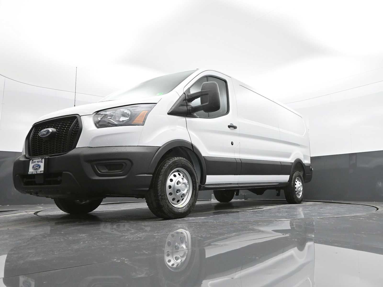 2025 Ford Transit Base