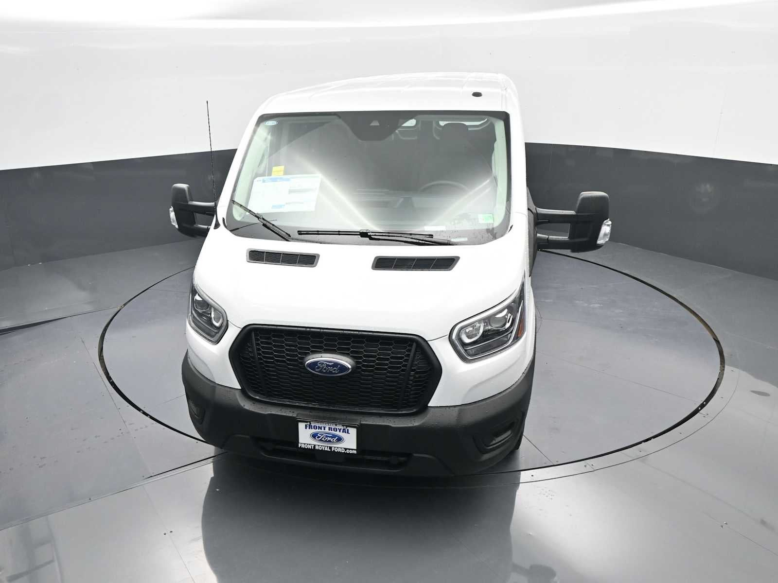 2025 Ford Transit Base