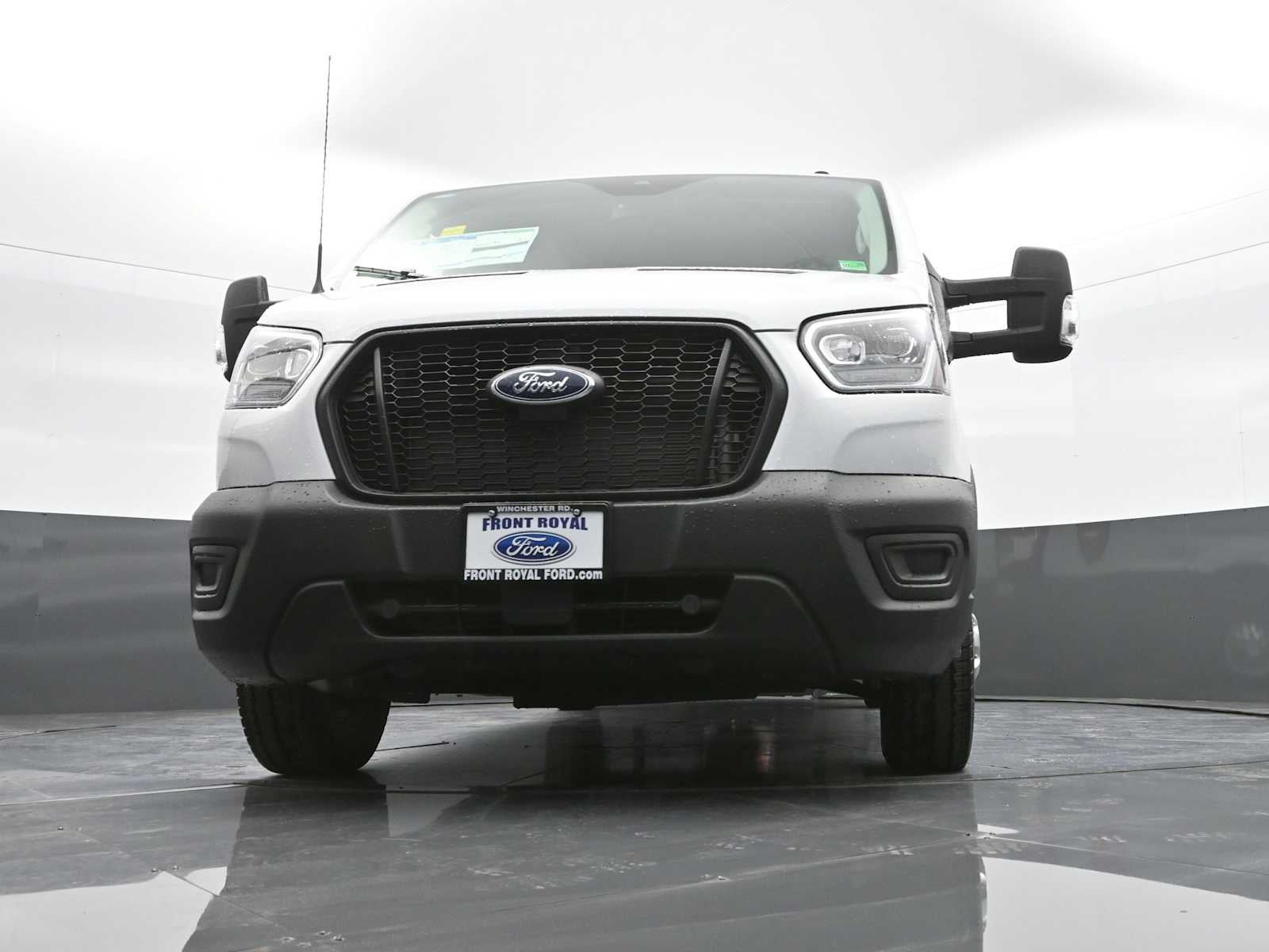 2025 Ford Transit Base