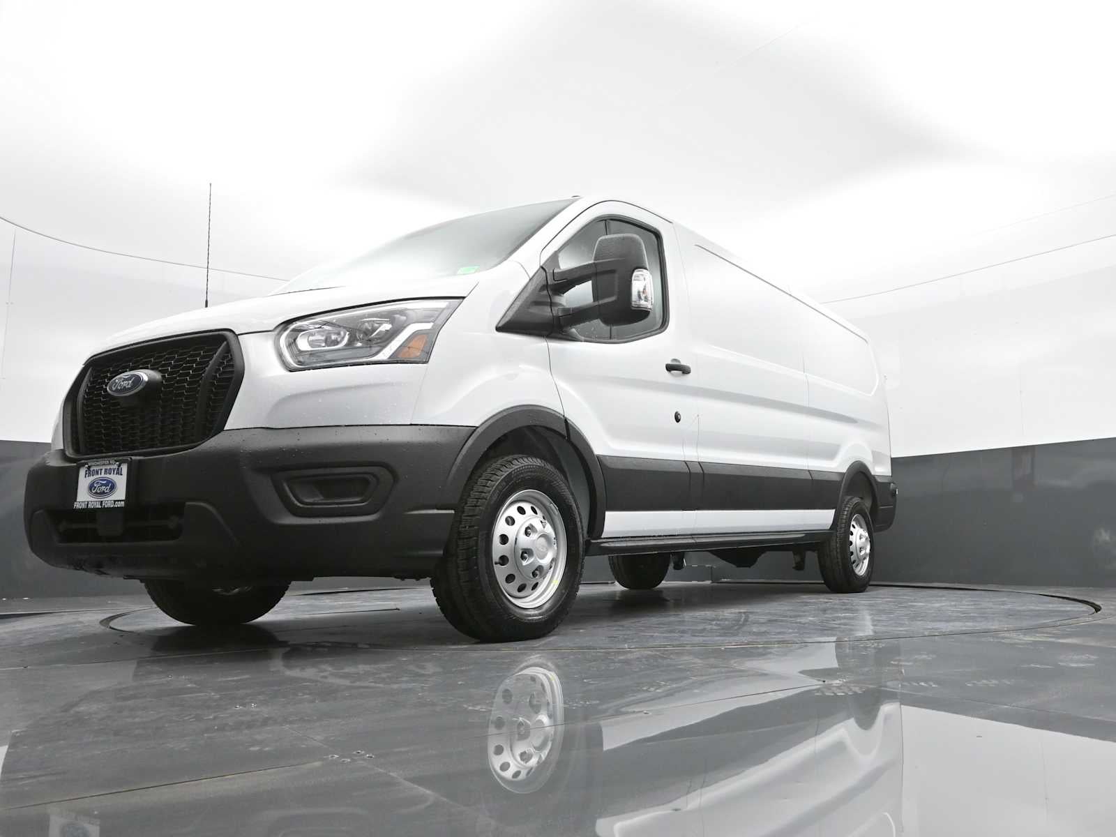 2025 Ford Transit Base
