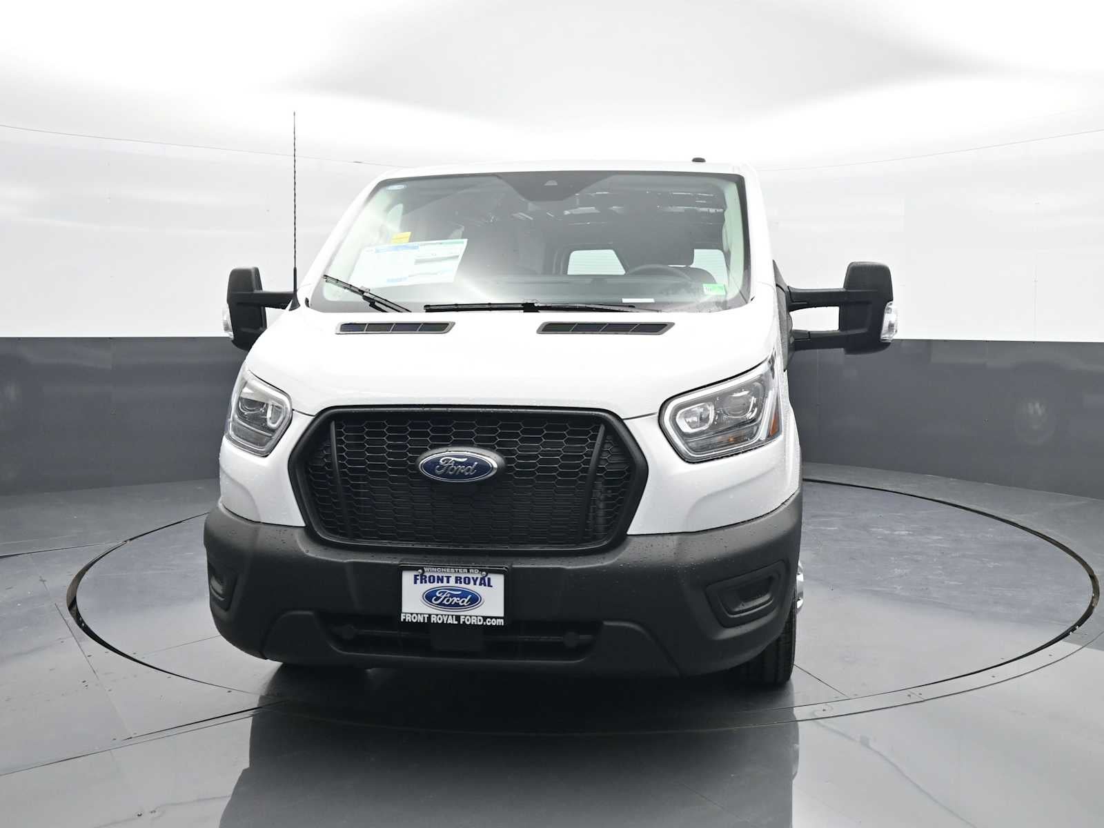 2025 Ford Transit Base