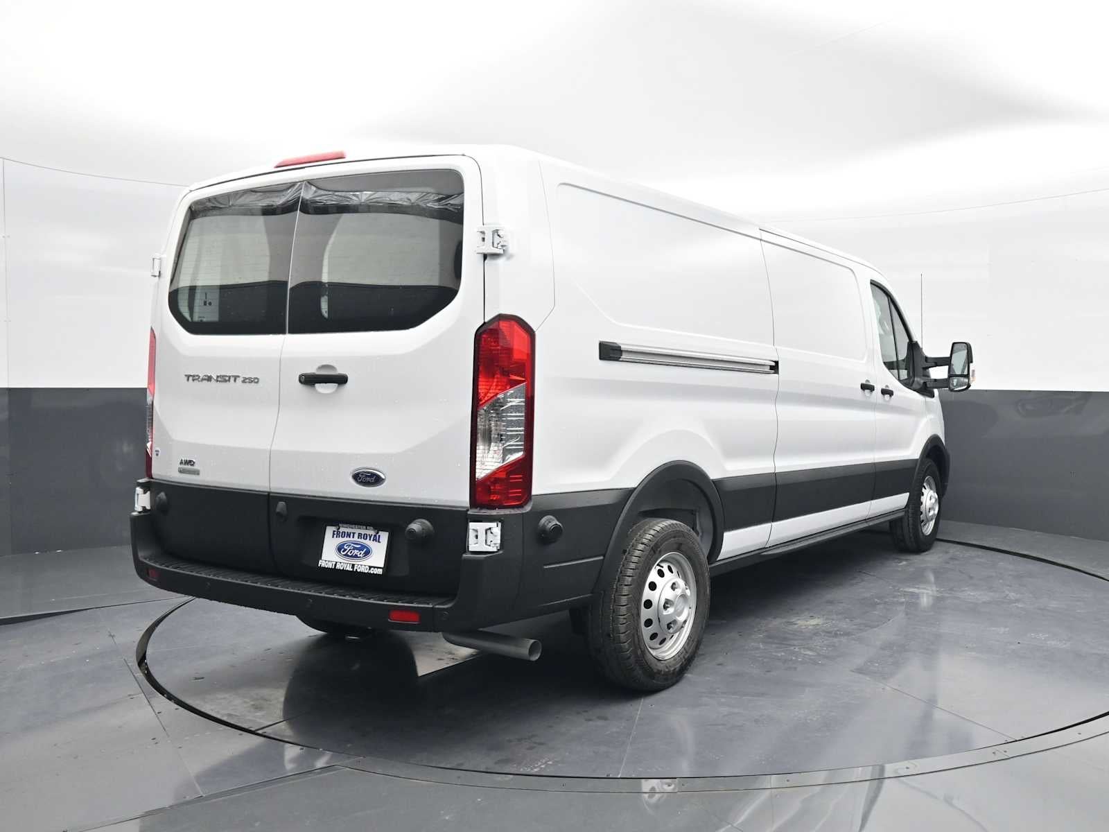 2025 Ford Transit Base