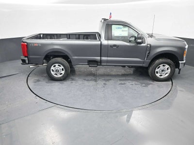 2026 Ford Super Duty F-350 SRW XLT