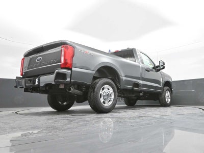 2026 Ford Super Duty F-350 SRW XLT