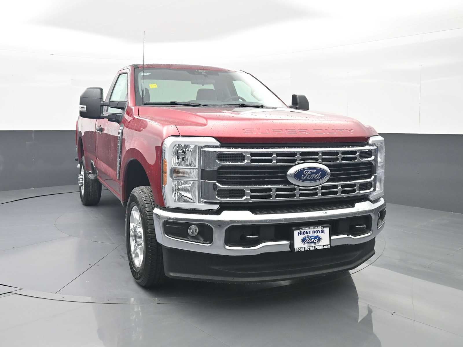 2026 Ford Super Duty F-350 SRW XLT