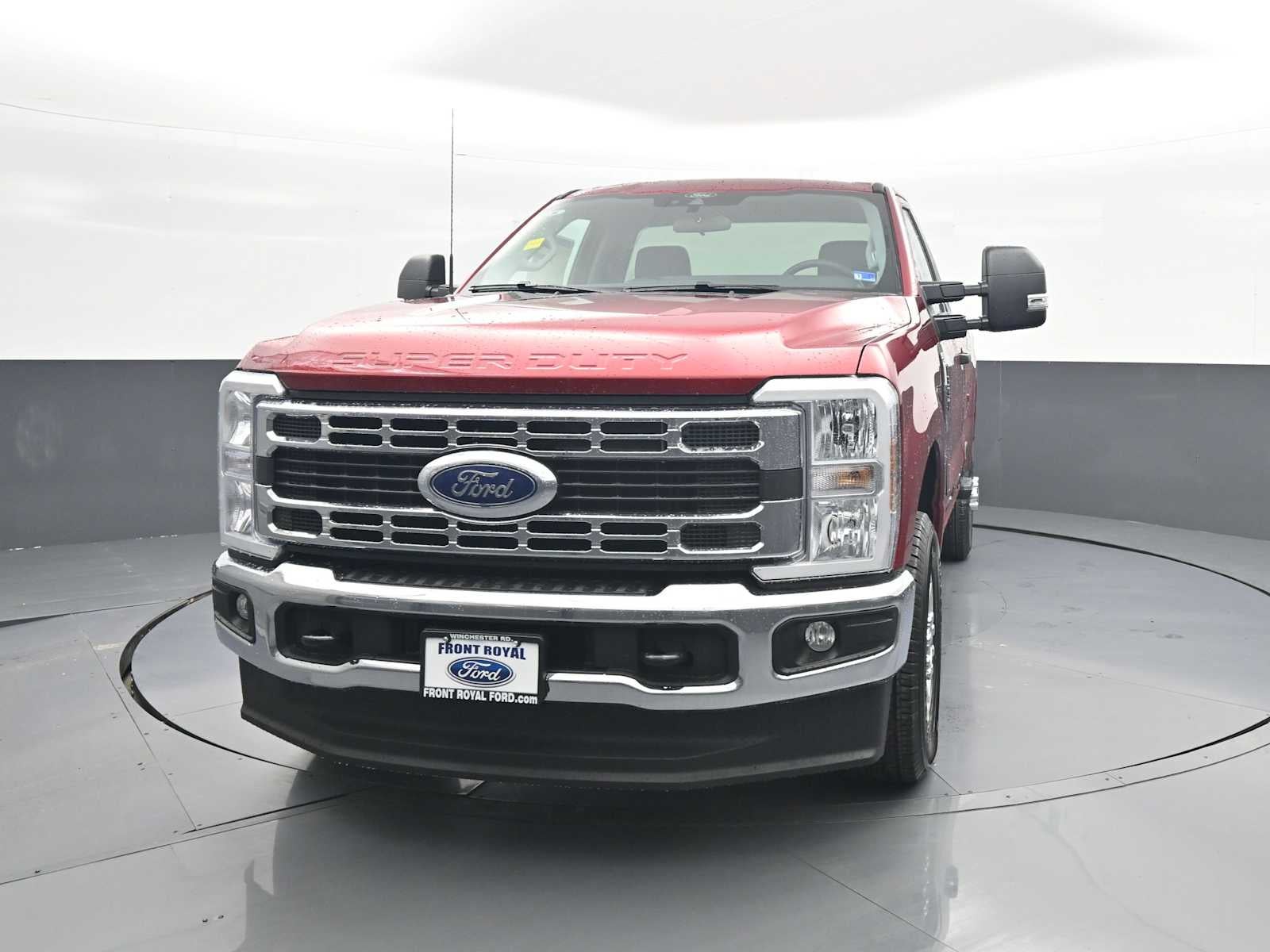 2026 Ford Super Duty F-350 SRW XLT