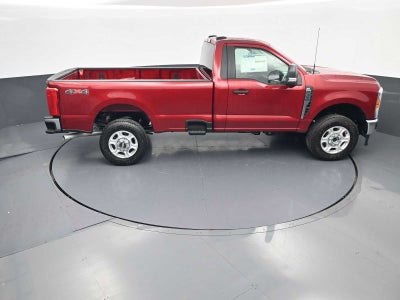 2026 Ford Super Duty F-350 SRW XLT