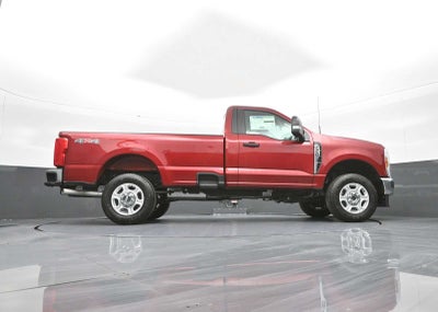 2026 Ford Super Duty F-350 SRW XLT