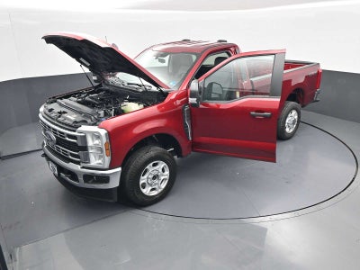 2026 Ford Super Duty F-350 SRW XLT