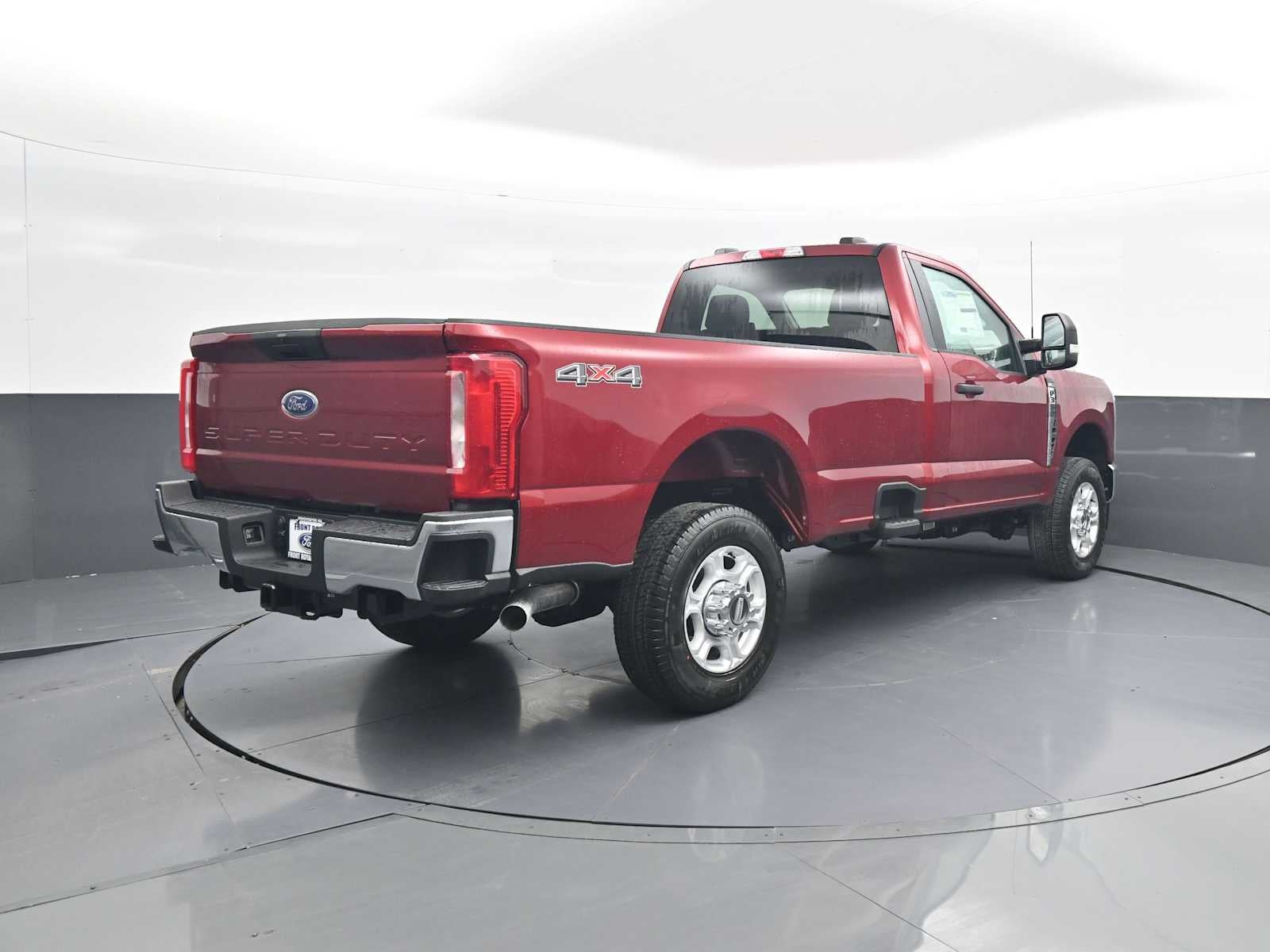 2026 Ford Super Duty F-350 SRW XLT