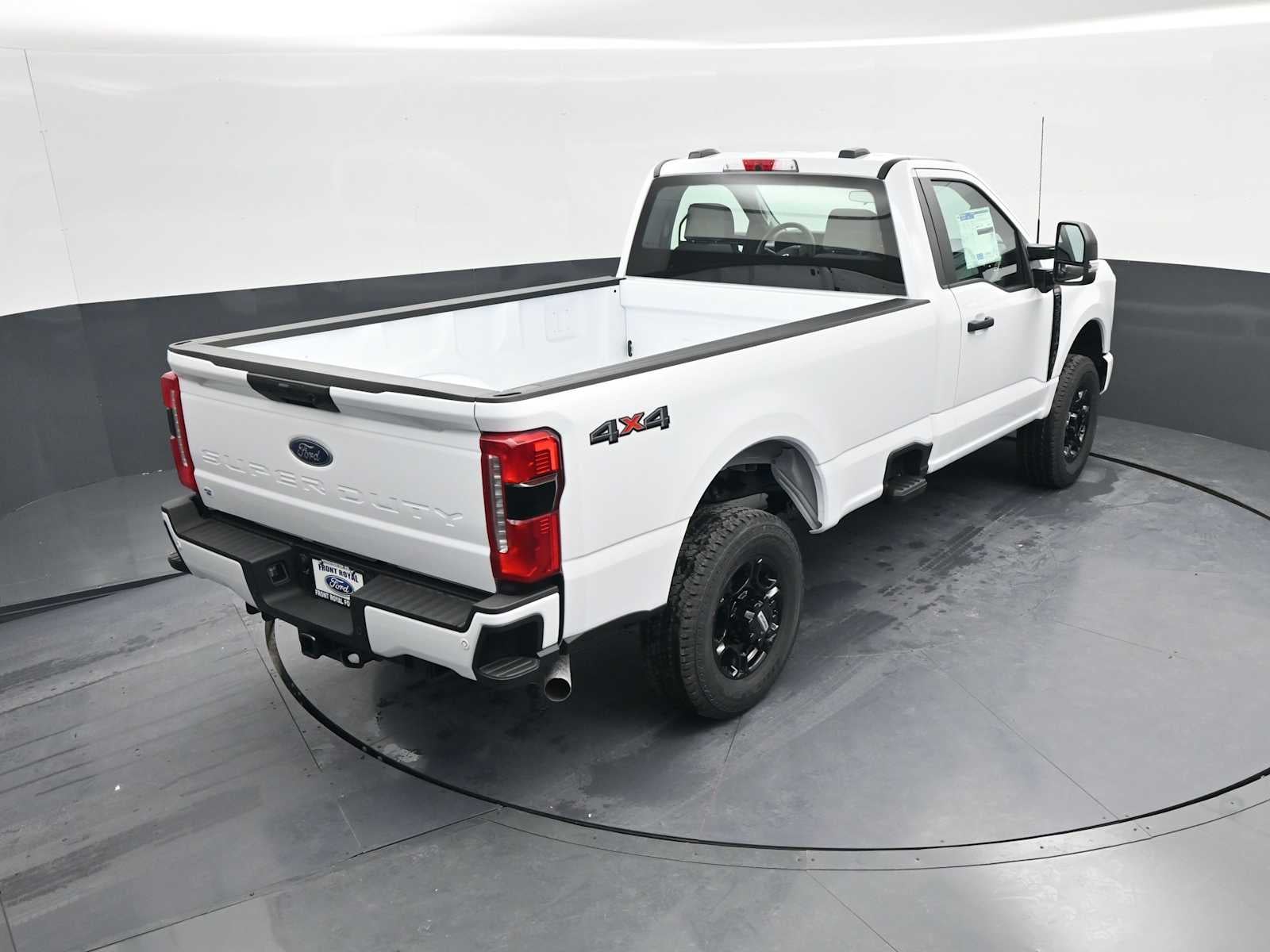 2026 Ford Super Duty F-350 SRW XL