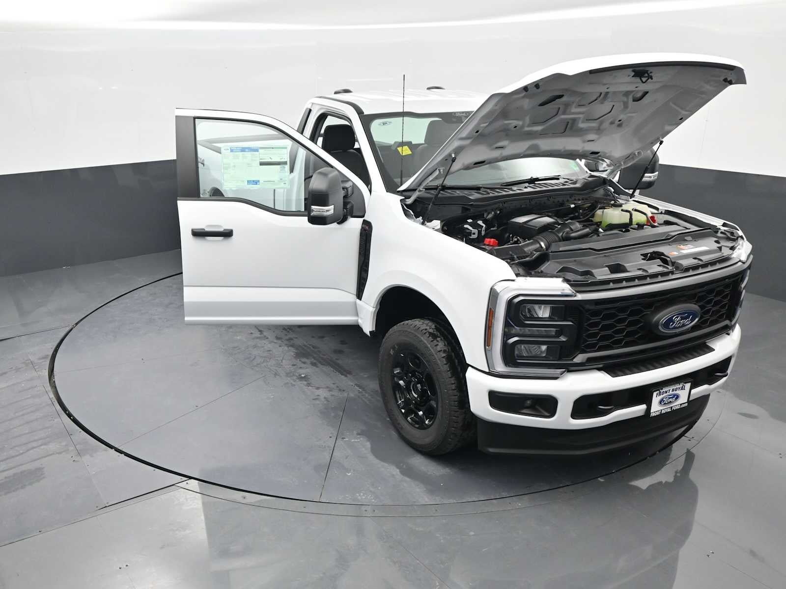 2026 Ford Super Duty F-350 SRW XL