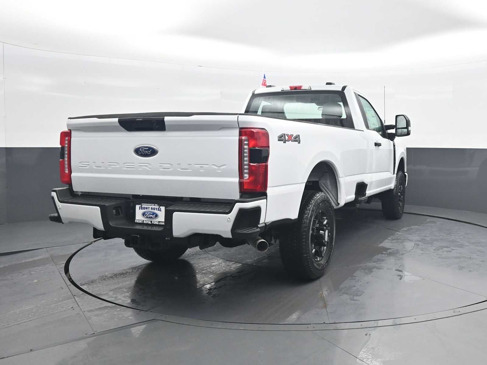 2026 Ford Super Duty F-350 SRW XL