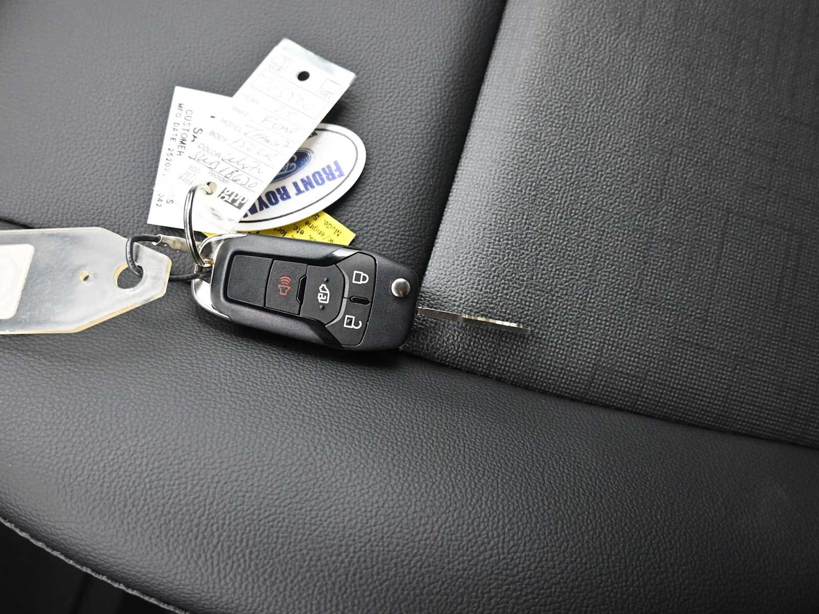 2025 Ford Transit Base