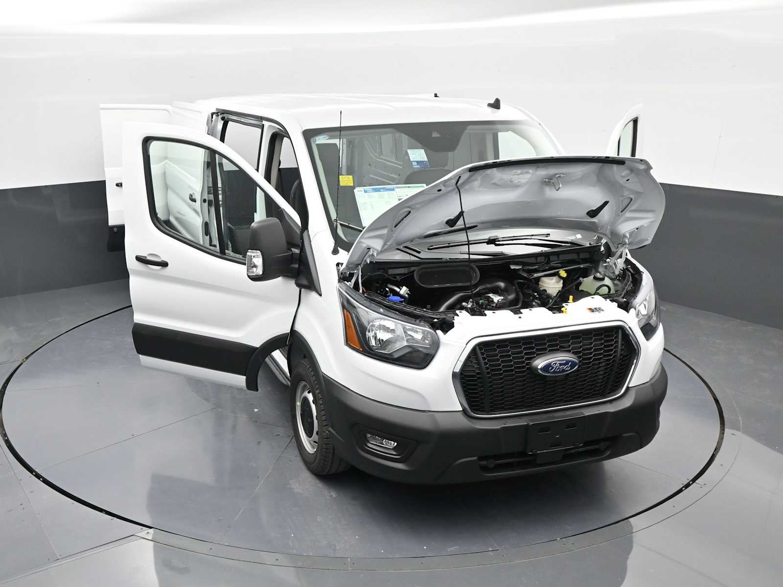 2025 Ford Transit Base