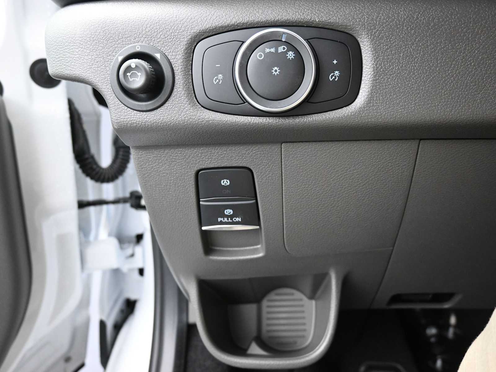 2025 Ford Transit Base