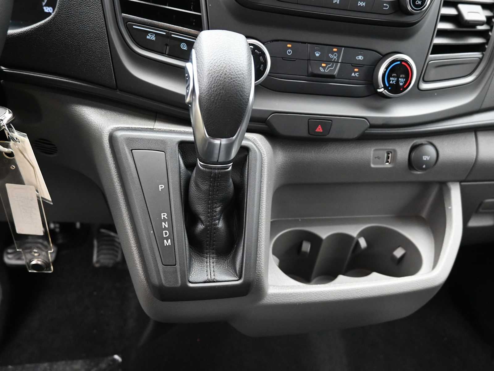 2025 Ford Transit Base