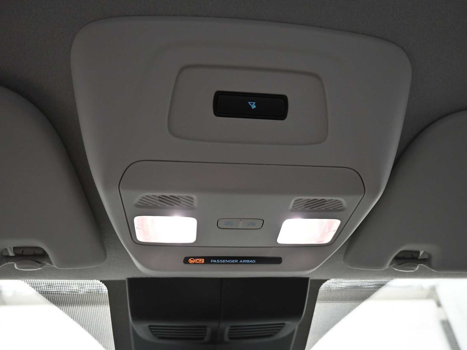 2025 Ford Transit Base