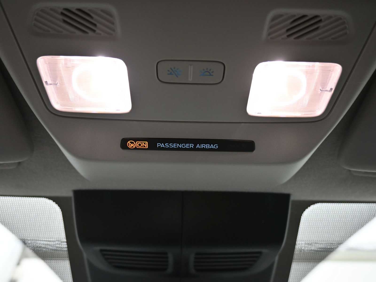 2025 Ford Transit Base