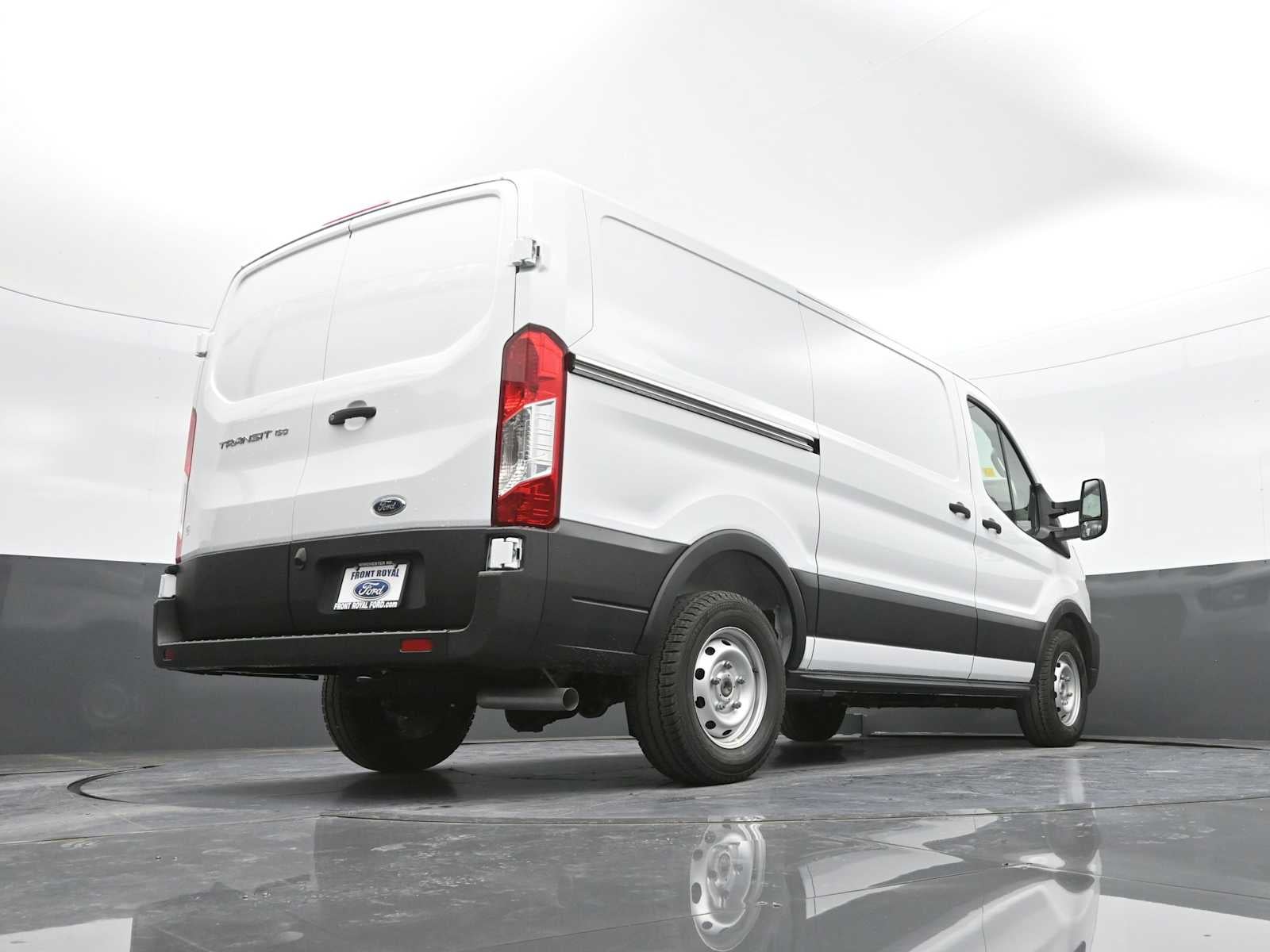 2025 Ford Transit Base