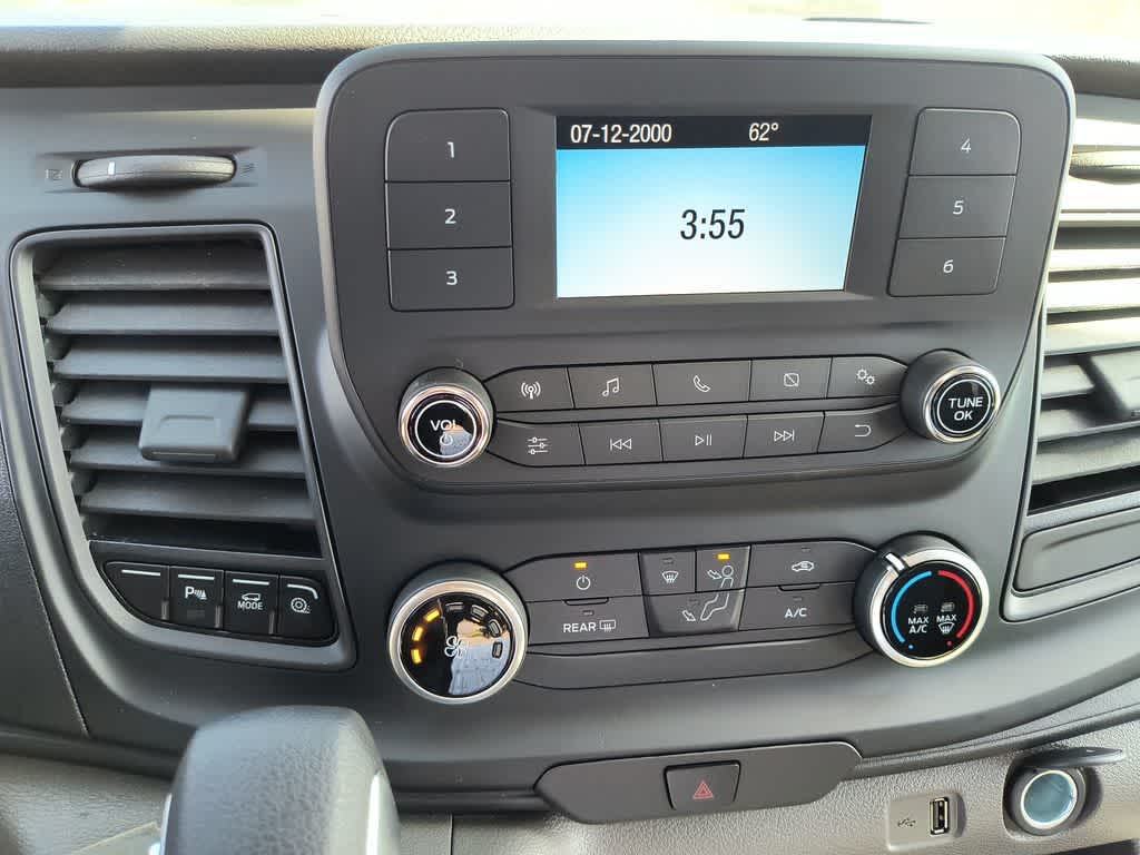 2024 Ford Transit Base