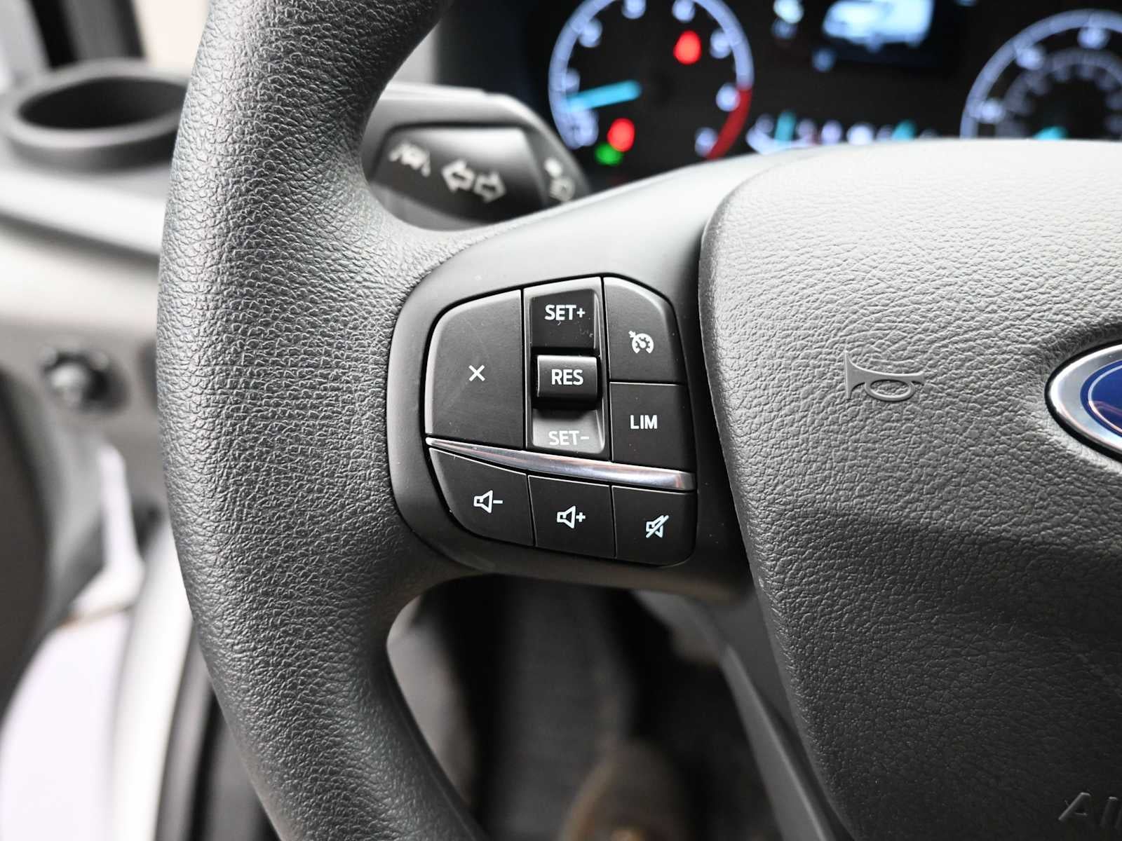 2025 Ford Transit Base