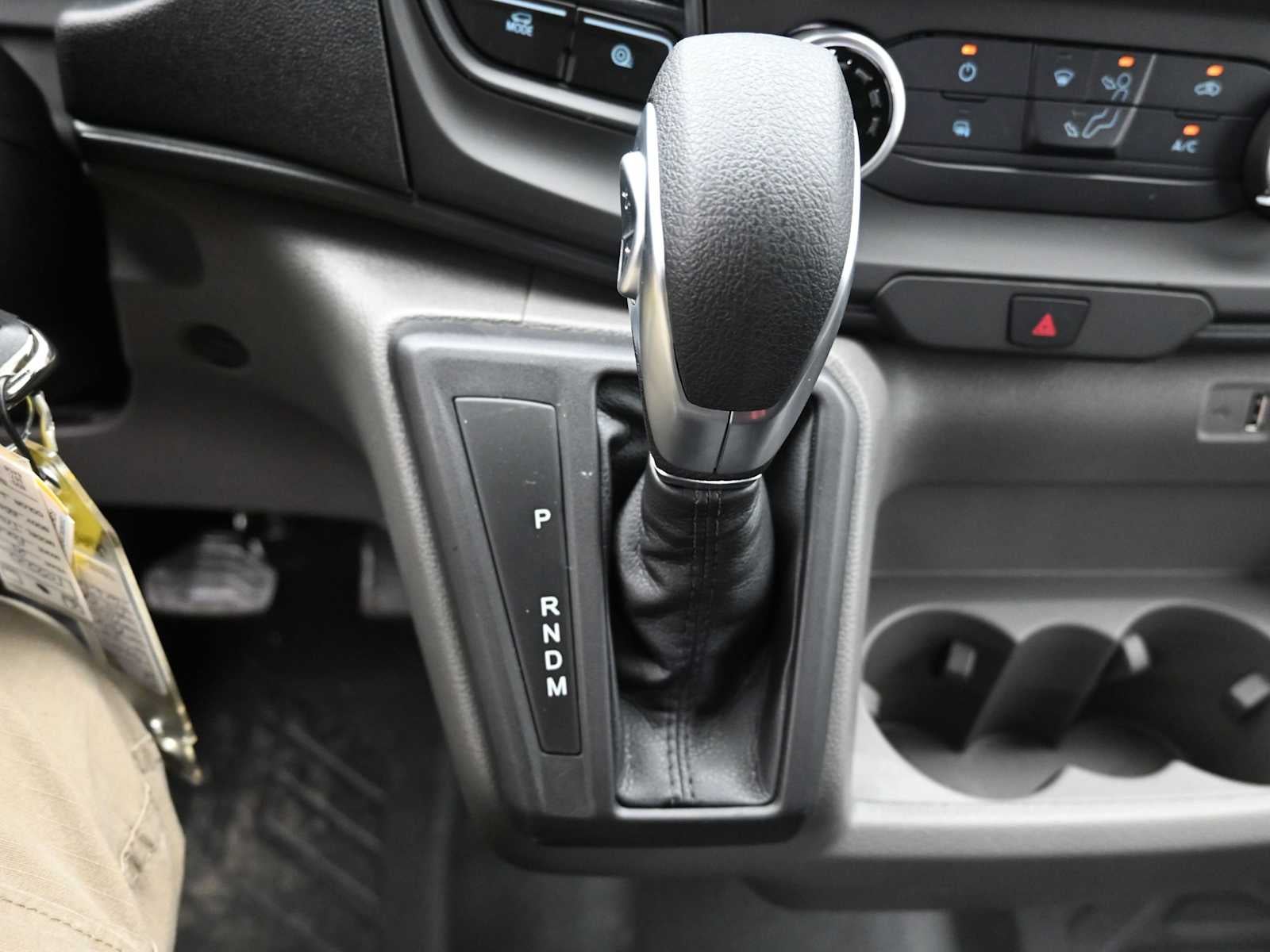 2025 Ford Transit Base