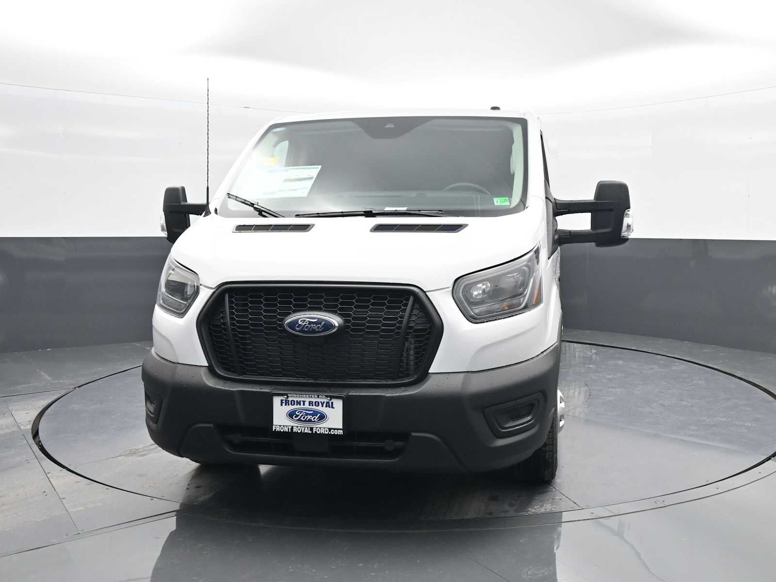 2025 Ford Transit Base